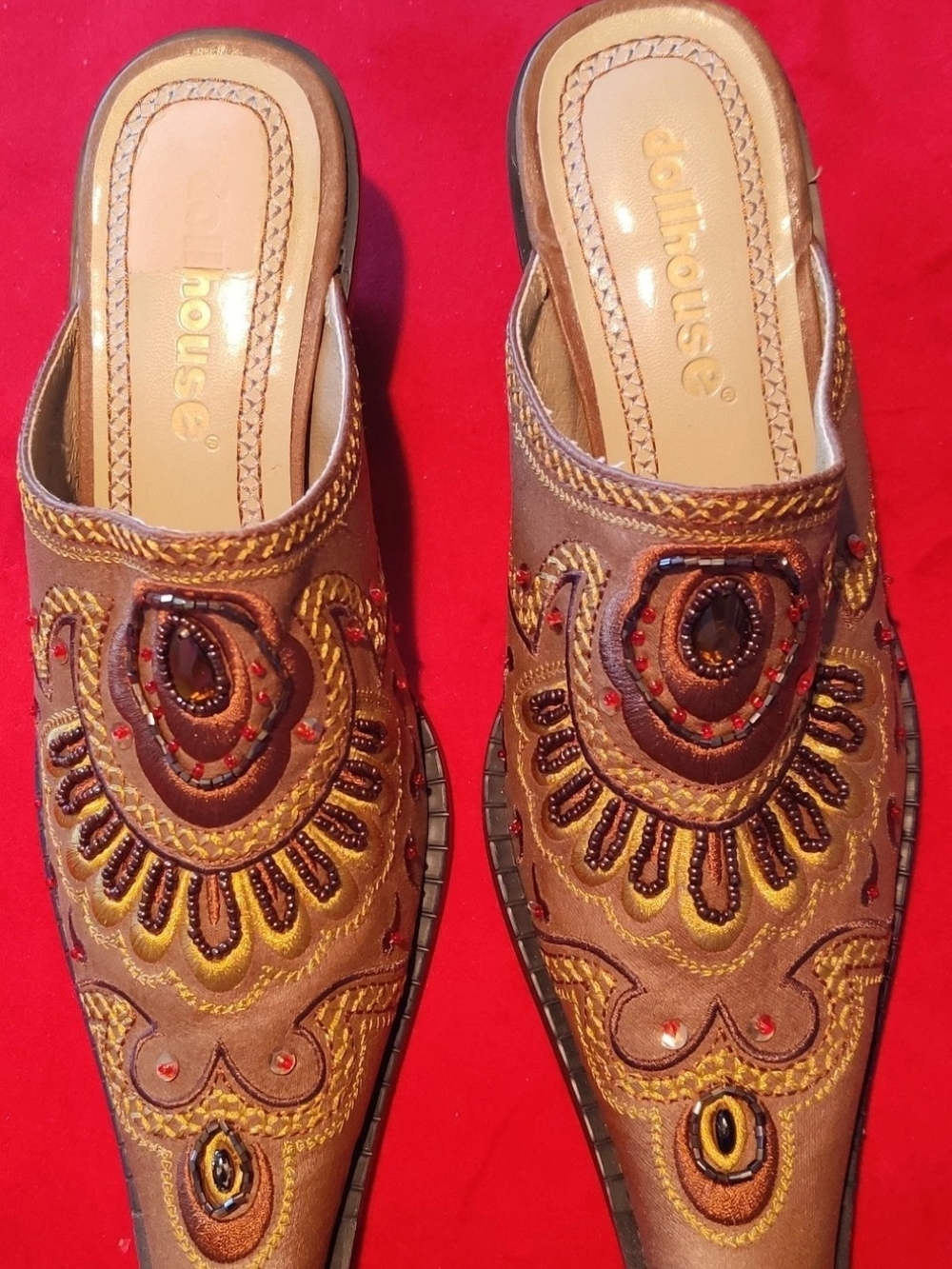 Dollhouse Womens 7.5 Triumph Brown Embroidered Bead Pointed Toe Mule Heels...